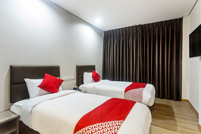 Oyo 241 Airo Hotel