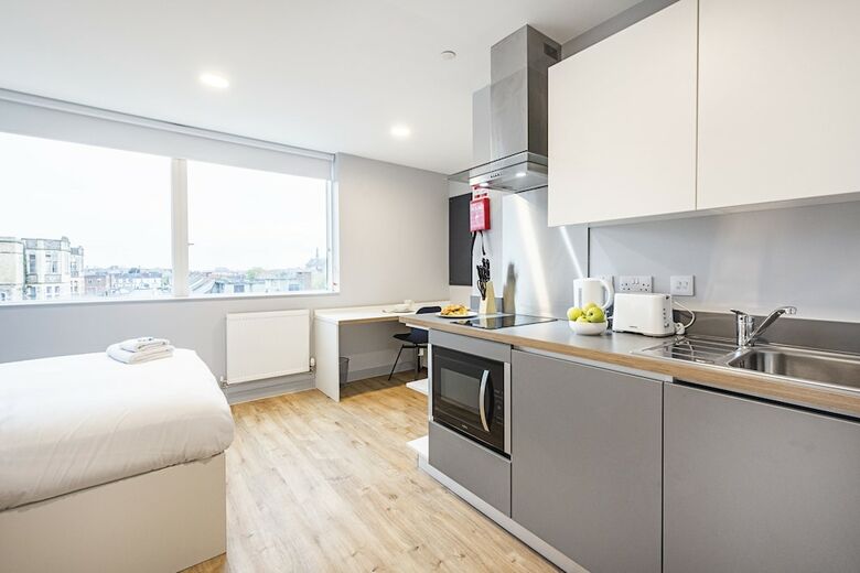 Aparthotel Modern Studios In Cardiff