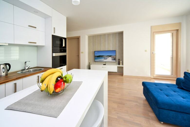 Lux Beach Apartments