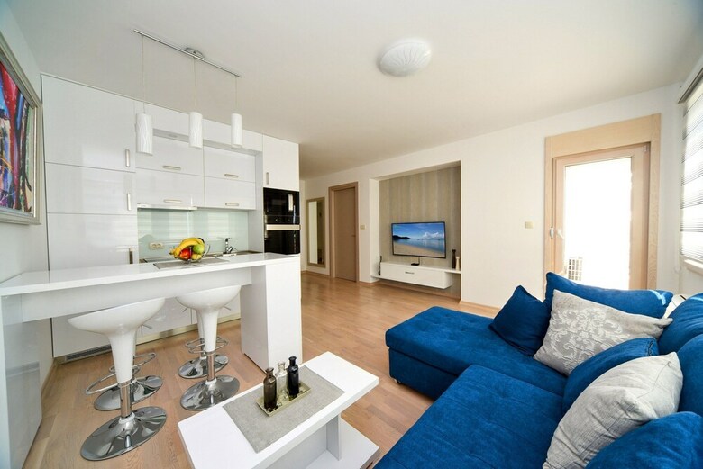 Lux Beach Apartments