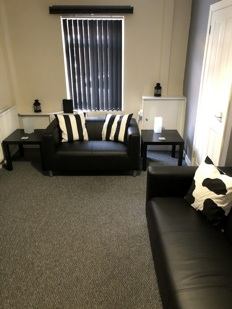 Belfast Town House