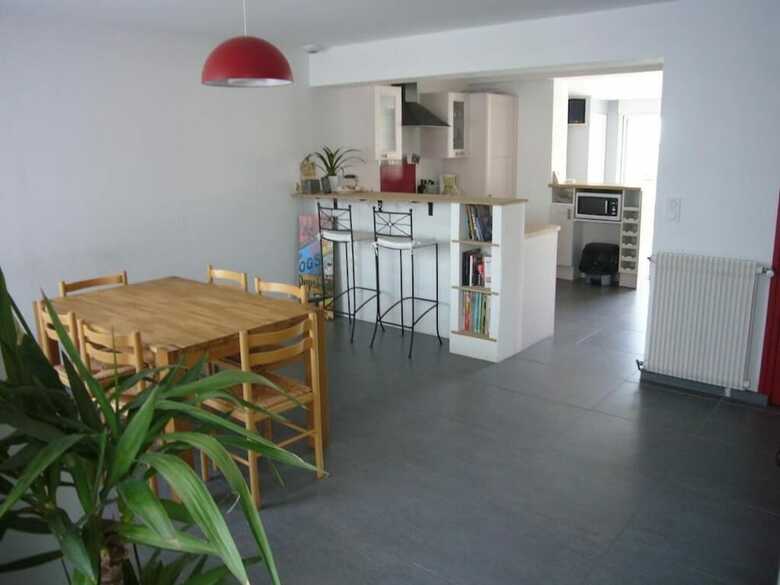 Maison de Ville R�nov�e Avec Jardin