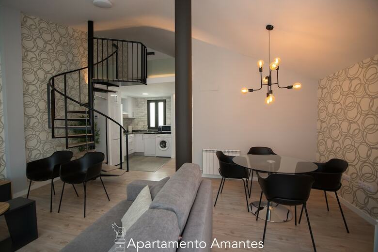 Apartamentos Plaza Del Torico