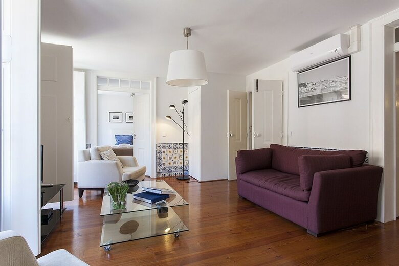 Correeiros Duplex Deluxe Apartment Rentexperience