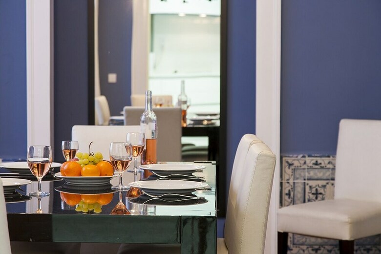 Correeiros Duplex Deluxe Apartment Rentexperience