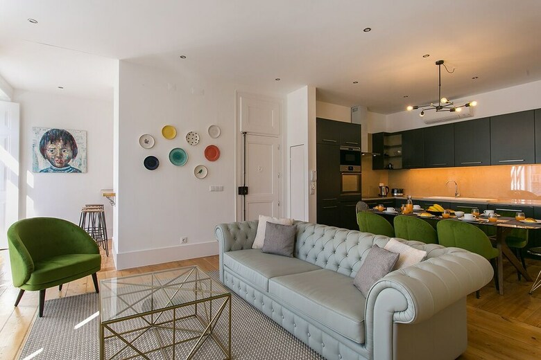 Modern Deluxe Apartment Rentexperience