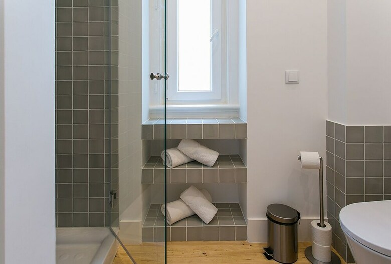Modern Deluxe Apartment Rentexperience