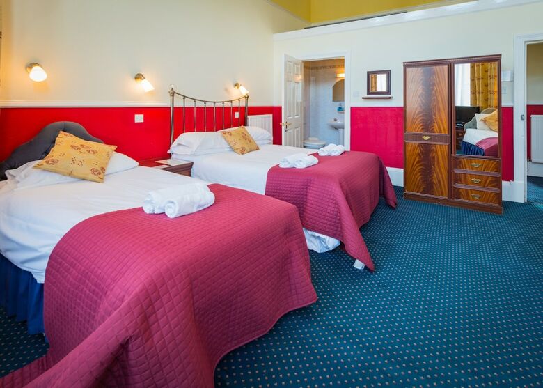 Hotel Strathallan Guest House