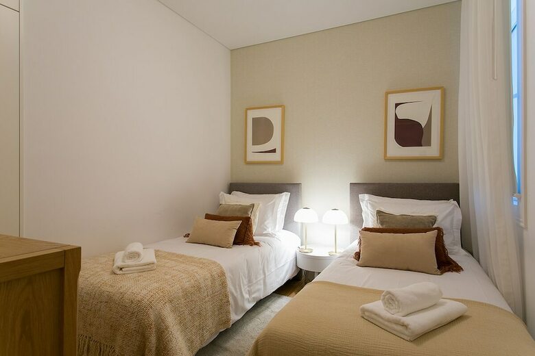 Elegant City Deluxe Apartment Rentexperience