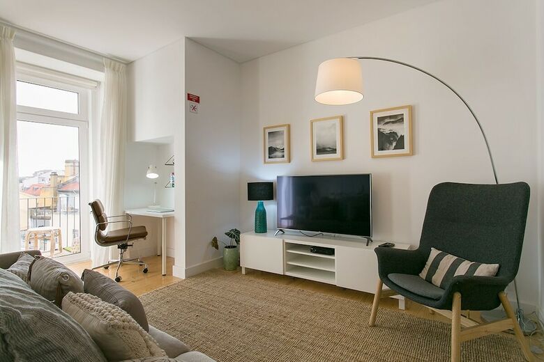 Elegant City Deluxe Apartment Rentexperience