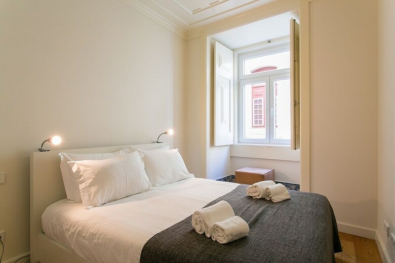 Downtown Garrett Deluxe Apartment Rentexperience