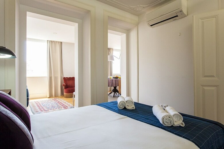 Principe Real Trendy Apartment Rentexperience