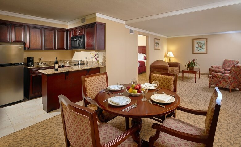 Hotel Plaza Resort & Spa