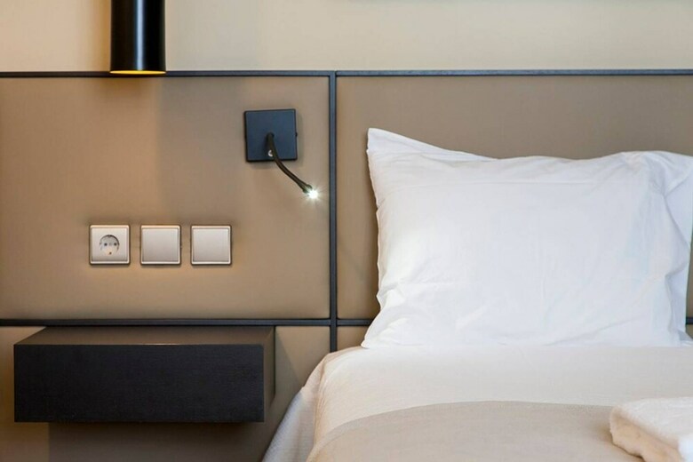 Downtown Market Studio Apartment Rentexperience