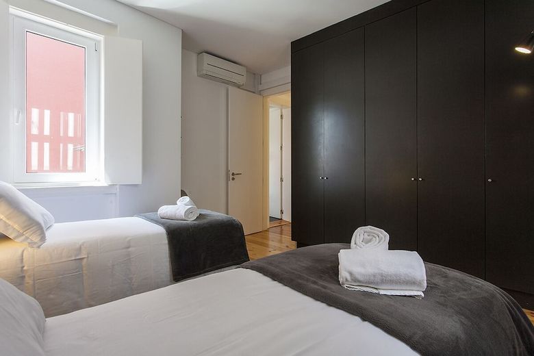 Modern Principe Real Apartment Rentexperience