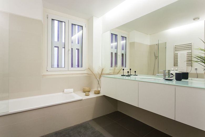 Modern Principe Real Apartment Rentexperience
