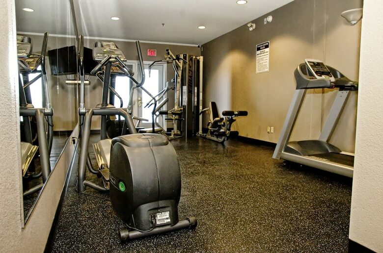 Hotel Lakeview Inns & Suites - Brandon