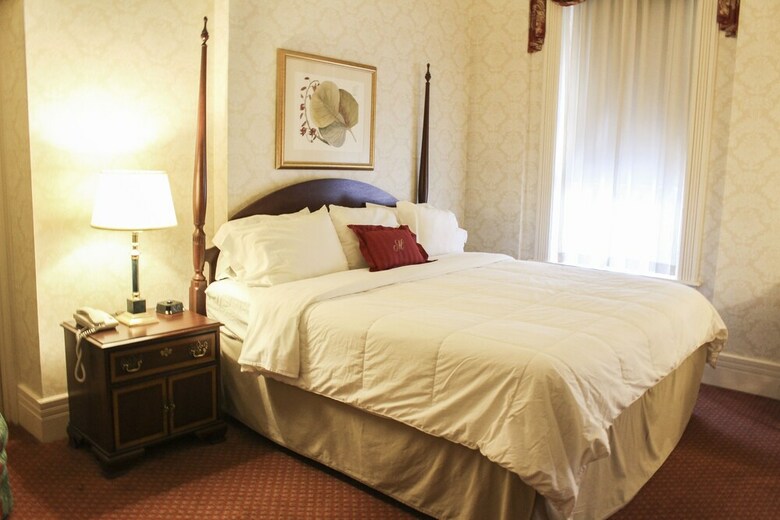 Hotel General Morgan Inn