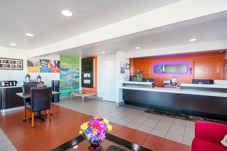 Motel 6 Round Rock