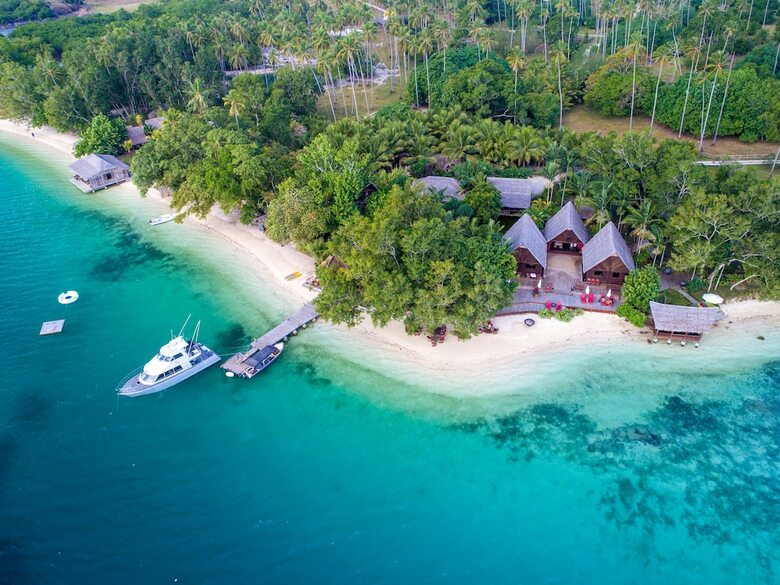 Hotel Ratua Island Resort And Spa