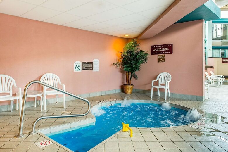 Hotel Quality Inn & Conference Center