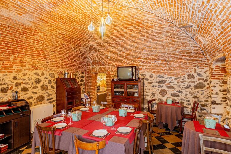 Hotel Albergo Diffuso Mannois