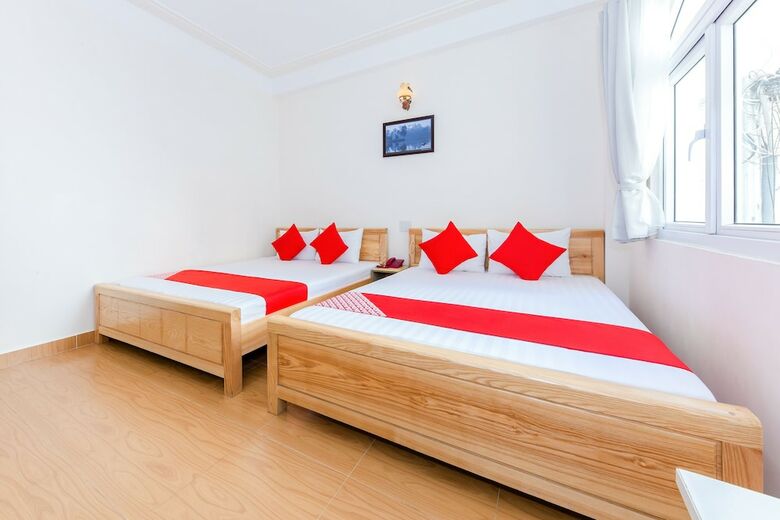 Hotel Oyo 493 Huong Moc 1