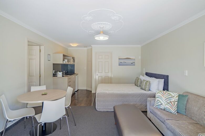 Motel Silver Fern Accommodation & Spa