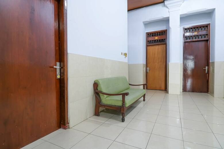 Oyo 1952 Hotel Dewata Indah