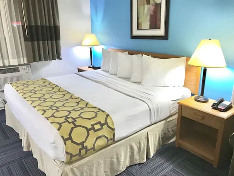 Hotel Baymont By Wyndham Marinette