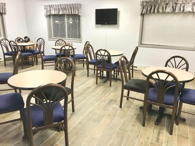 Hotel Baymont By Wyndham Marinette