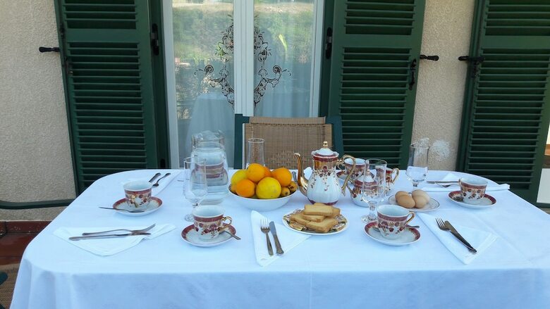 Apartamentos Villa Moschona