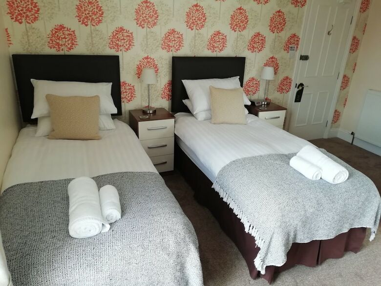 Bed & Breakfast The Lansbury Guest House