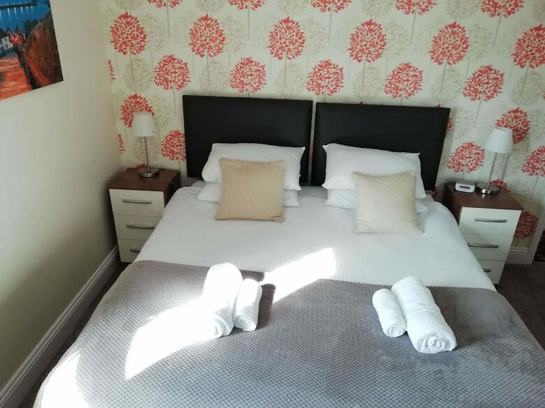 Bed & Breakfast The Lansbury Guest House