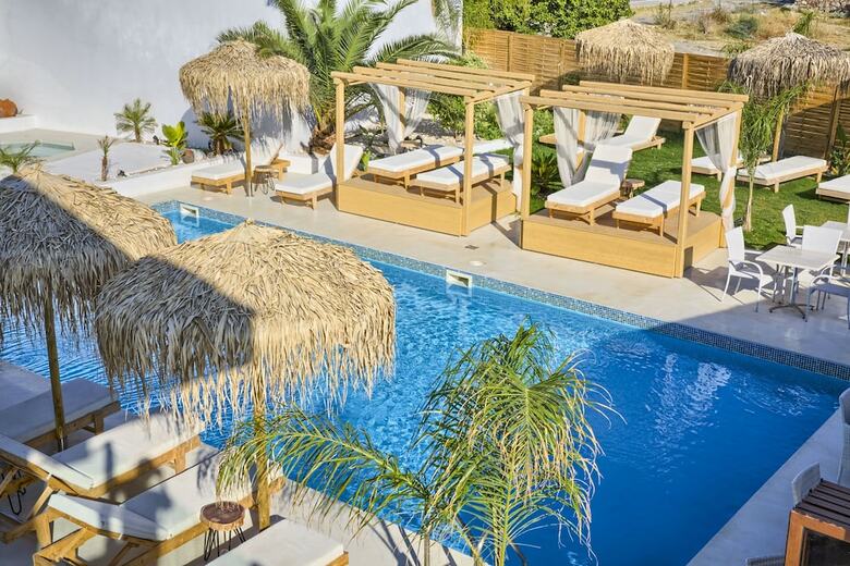 Aparthotel Alia Luxury Suites