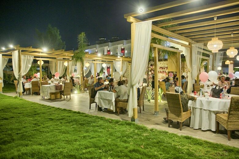 Aparthotel Alia Luxury Suites