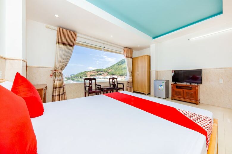 Hotel Oyo 524 Nhat Le 2