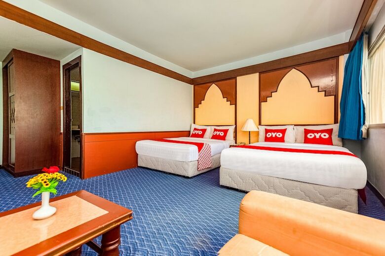 Oyo 441 Grand Thara Hotel