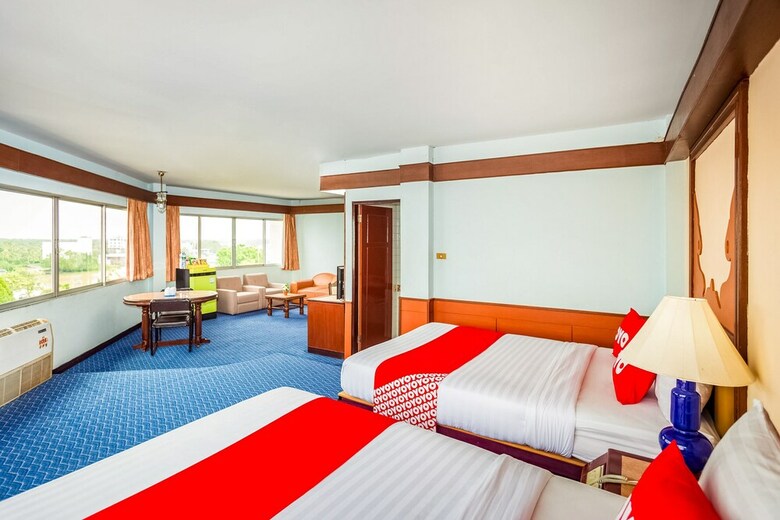 Oyo 441 Grand Thara Hotel