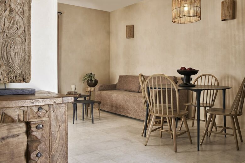 Hotel Naxian Collection