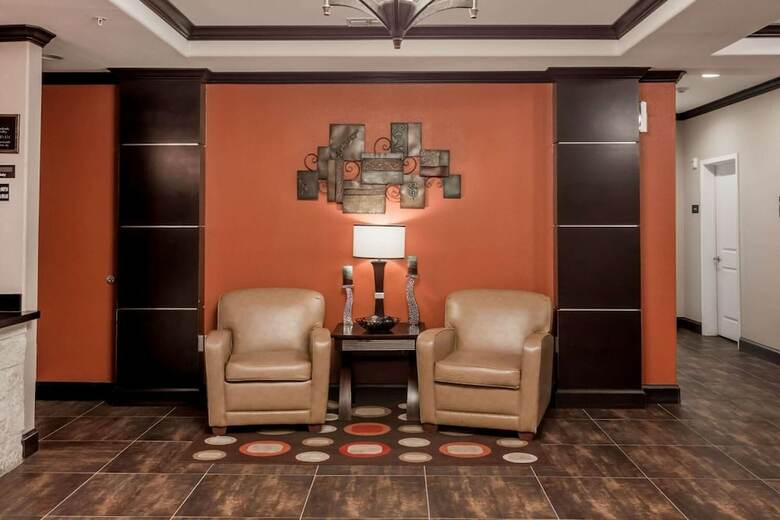 Motel Atria Inn And Suites