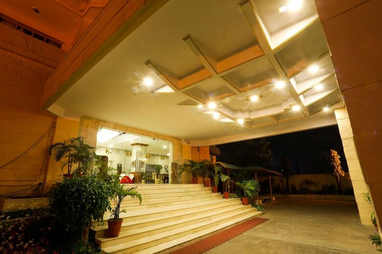Hotel Classic Residency
