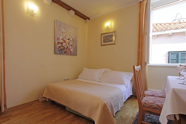 Apartments Kovac Old Town