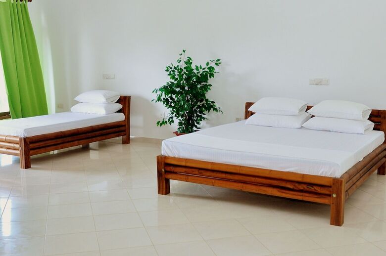 Hotel Beach Home