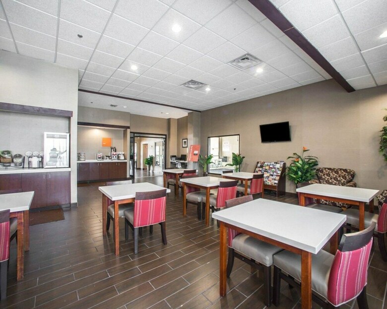 Hotel Comfort Inn & Suites Hazelwood - St. Louis