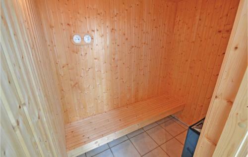 Holiday Home Kronvildtvej Brovst X