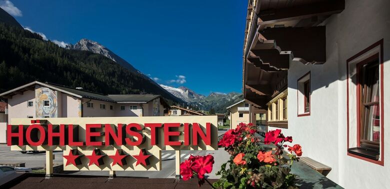 Hotel H�hlenstein