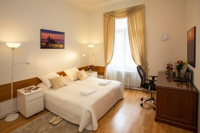 Old Town Square Three Bedroom Apartment