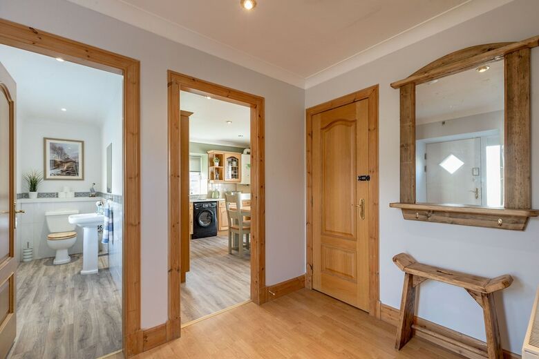 Dunfermline Holiday Homes No.1