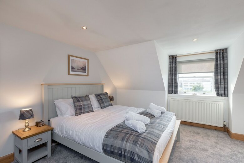 Dunfermline Holiday Homes No.1